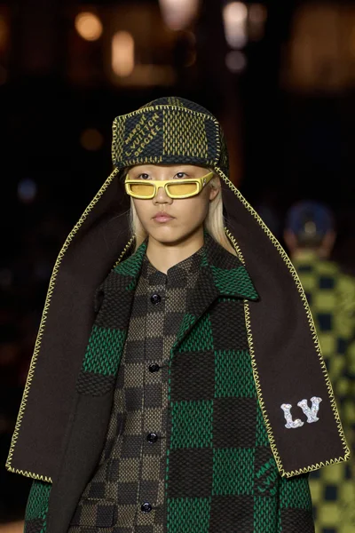 Look 79